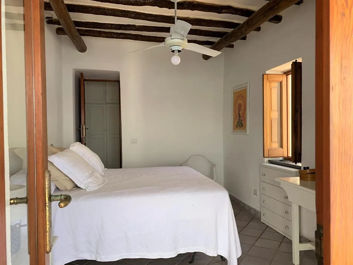 Villa A Madonnuzza - Casa Sul Mare, Splendide Terrazze Panoramiche Lingua 0*,  Italy